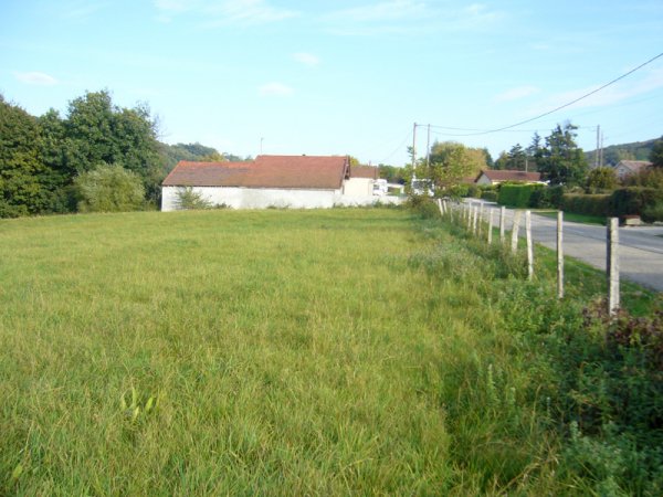 Terrains à Meyssiés(38) 930 m2
