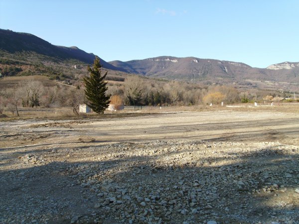 Bien immobilier: Terrains