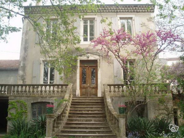  ,180m&sup2;   (environ)    R&eacute;f :
                                    5508 