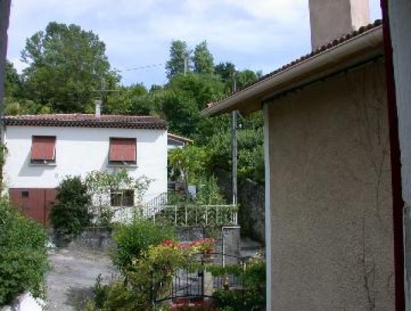  ,80m&sup2;   (environ)    R&eacute;f :
                                    5478 