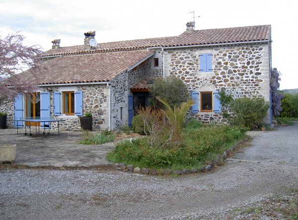  ,210m&sup2;   (environ)    R&eacute;f :
                                    5574 