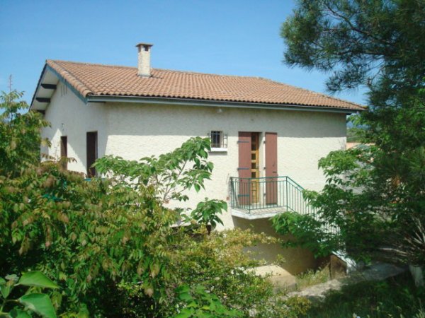  ,160m&sup2;   (environ)    R&eacute;f :
                                    5579 